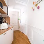 Baigneur 2 - KP - Parenthèse parisienne dans le 18e